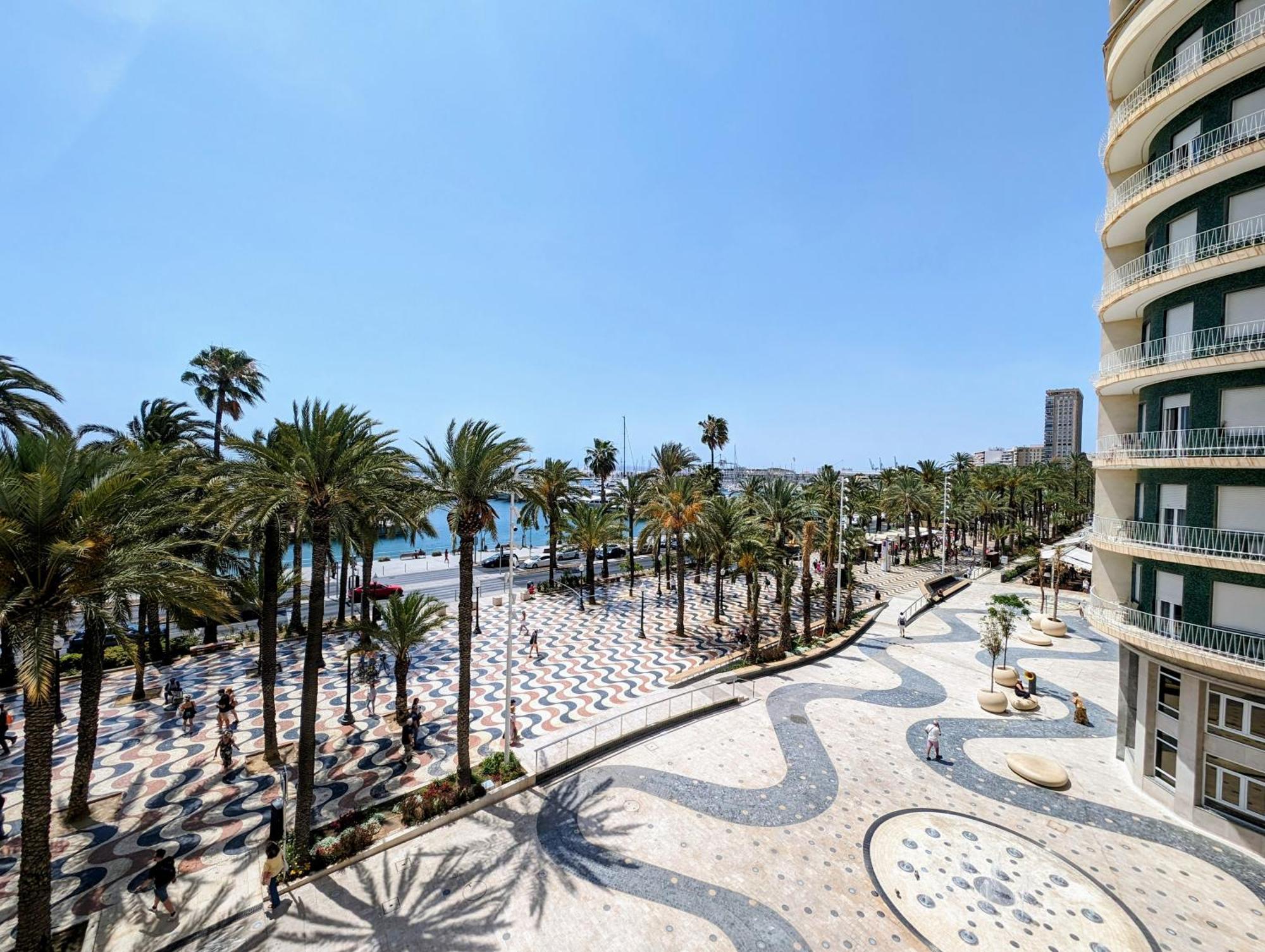 Varema Explanada Alicante Exteriér fotografie